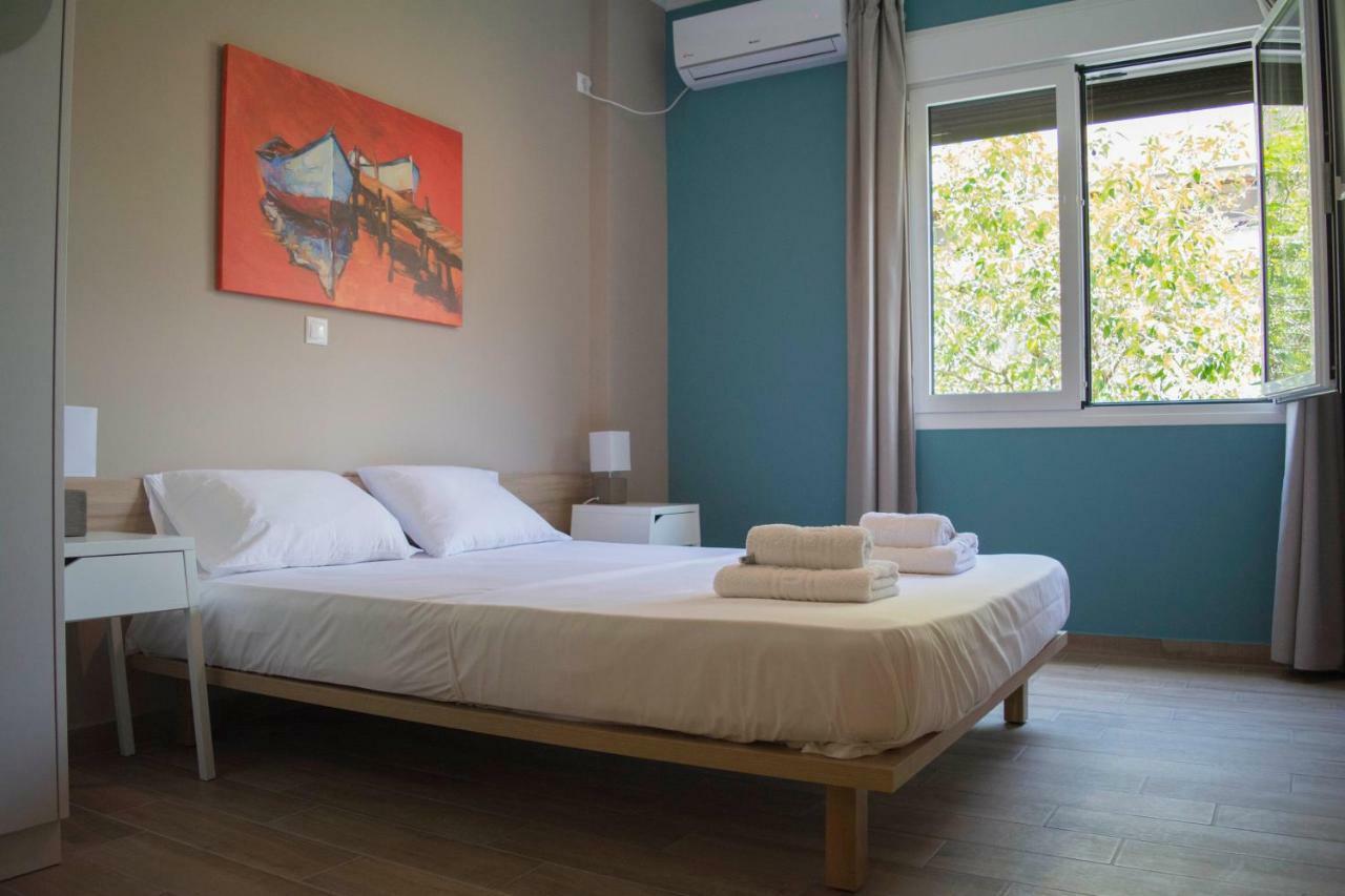 Chic And Minimal Apartment Close To Thissio Metro Atene Esterno foto