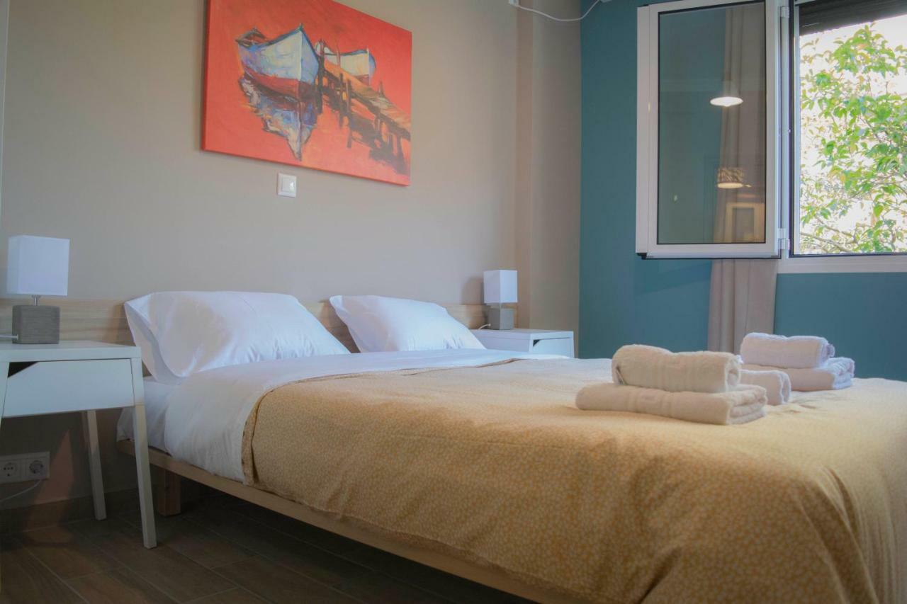 Chic And Minimal Apartment Close To Thissio Metro Atene Esterno foto